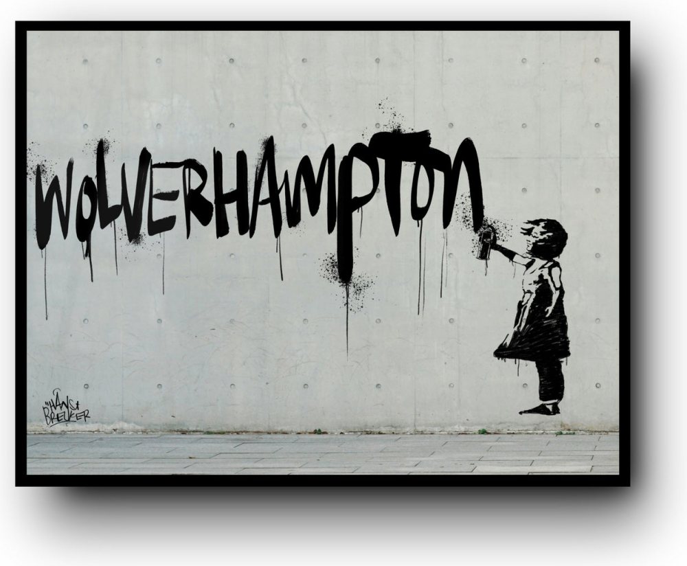 Wolverhampton Spraycan Girl – Wolverhampton Wonderers Inspired Street Art