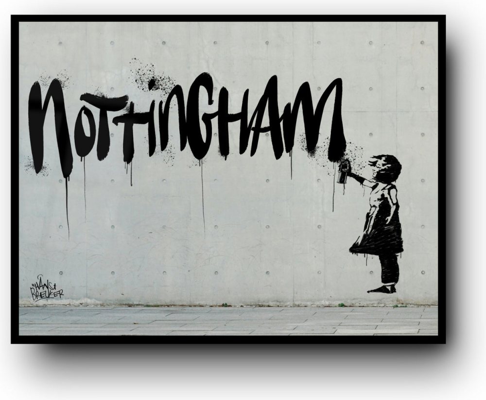Nottingham Spraycan Girl – Nottingham Forrest Inspired Street Art