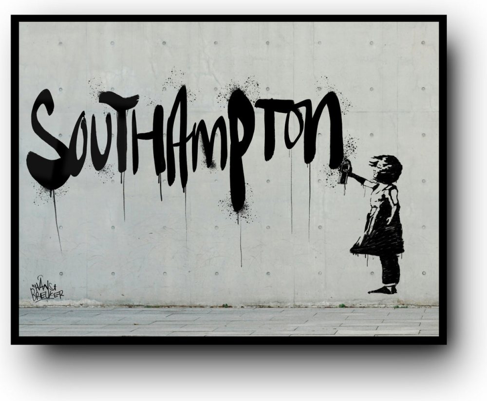Southampton Spraycan Girl – Southampton Inspired Street Art