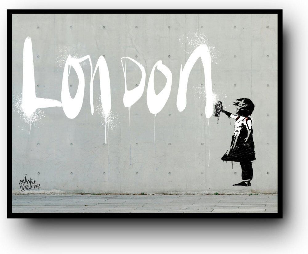 London Spraycan Girl – Fulham Inspired Street Art